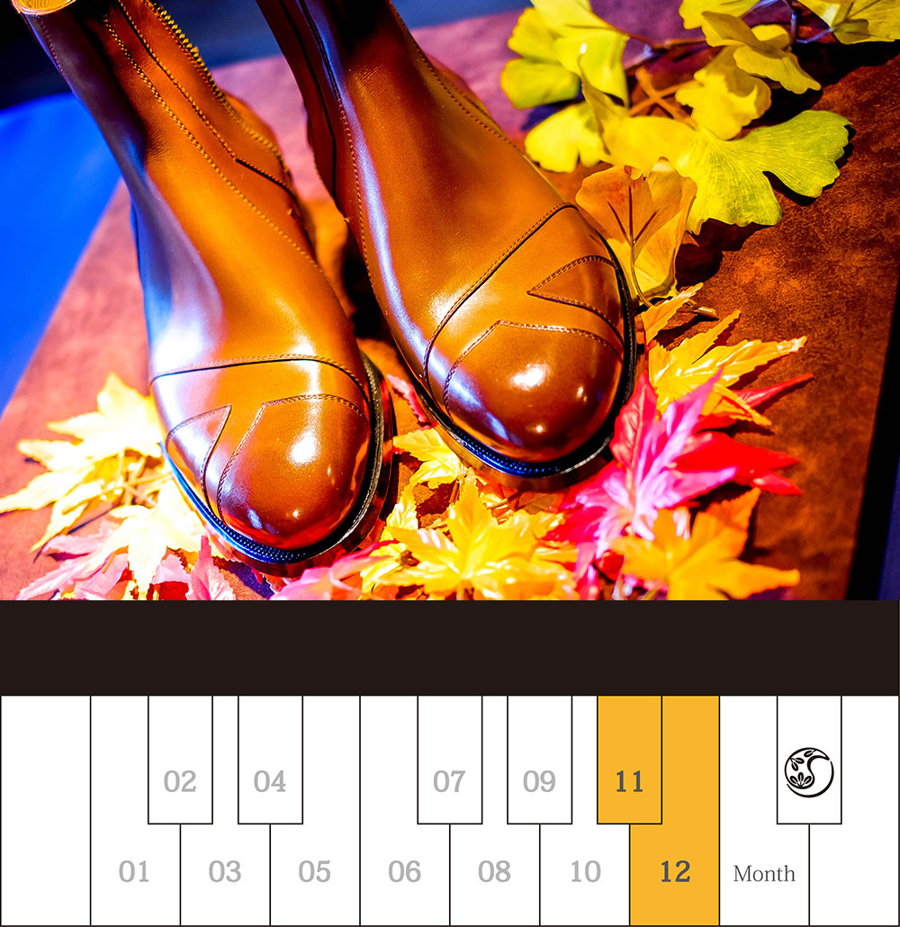 京都靴景　【Autumn Leaves】