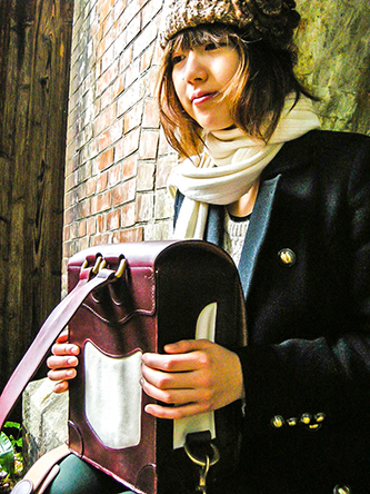 【ピアノらんどせる】背面